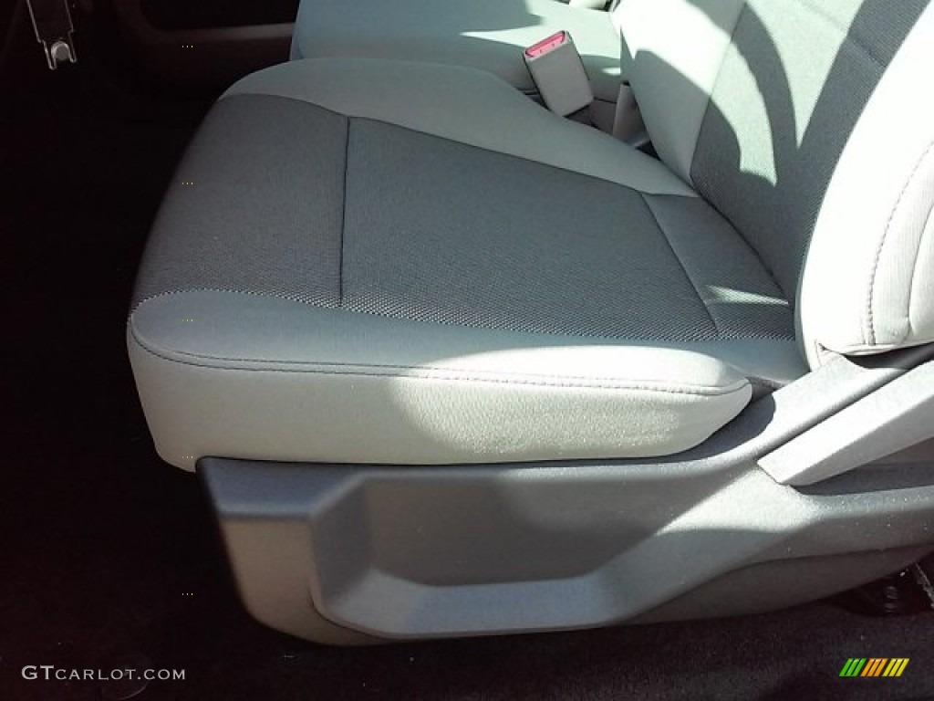 2016 F150 XL SuperCab - Ingot Silver / Medium Earth Gray photo #23