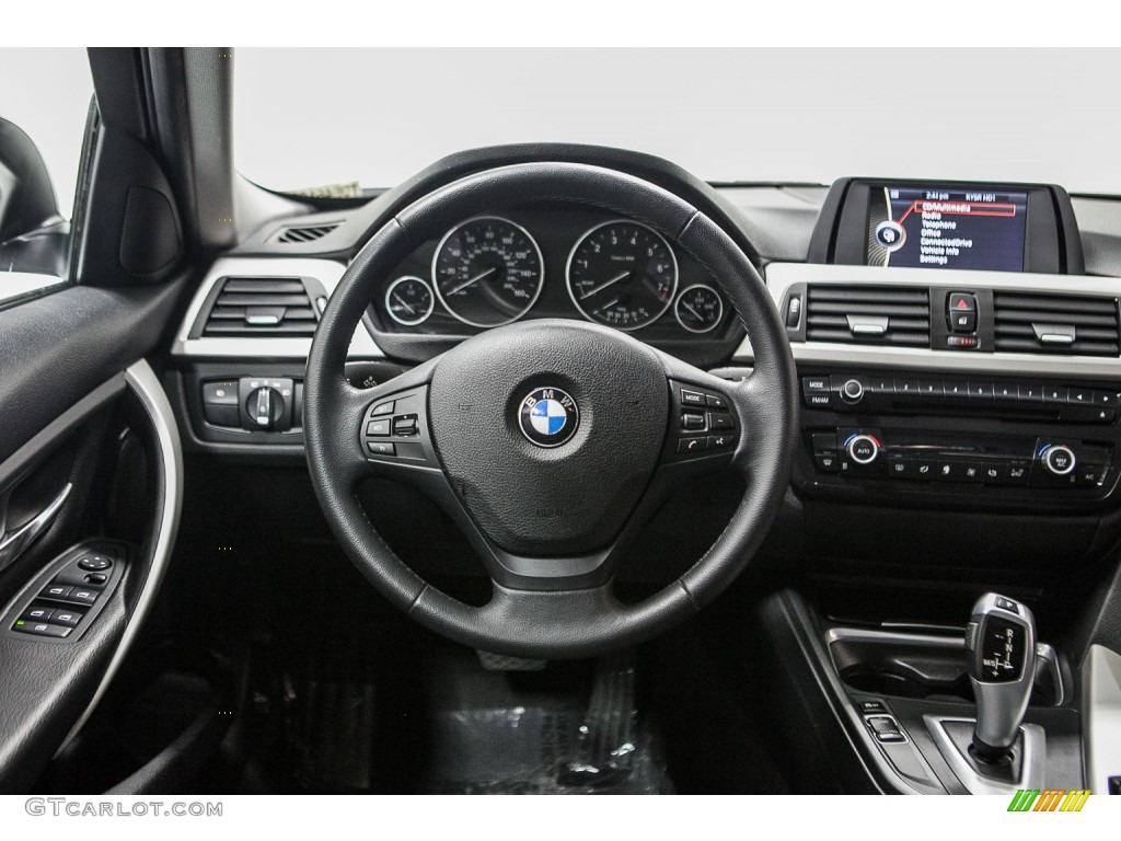 2013 3 Series 320i Sedan - Glacier Silver Metallic / Black photo #4