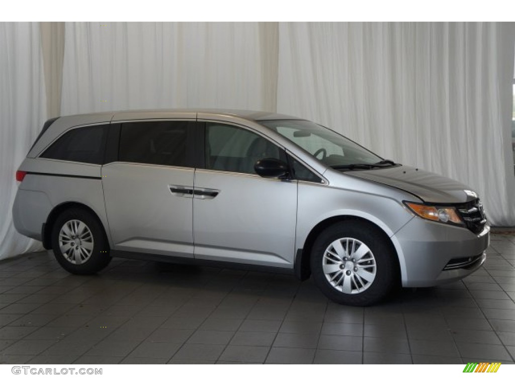 Lunar Silver Metallic 2016 Honda Odyssey LX Exterior Photo #110050639