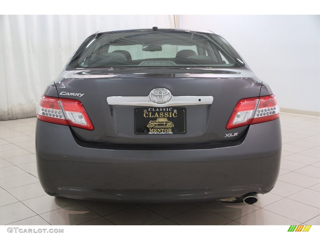 2011 Camry XLE - Magnetic Gray Metallic / Ash photo #17