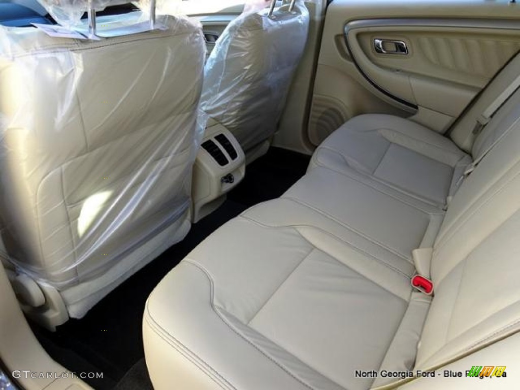 2015 Taurus SEL - Caribou Metallic / Dune photo #30