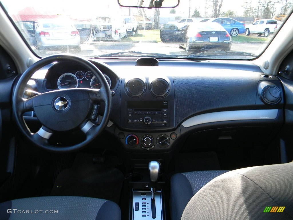 2009 Aveo Aveo5 LS - Medium Gray / Charcoal photo #13