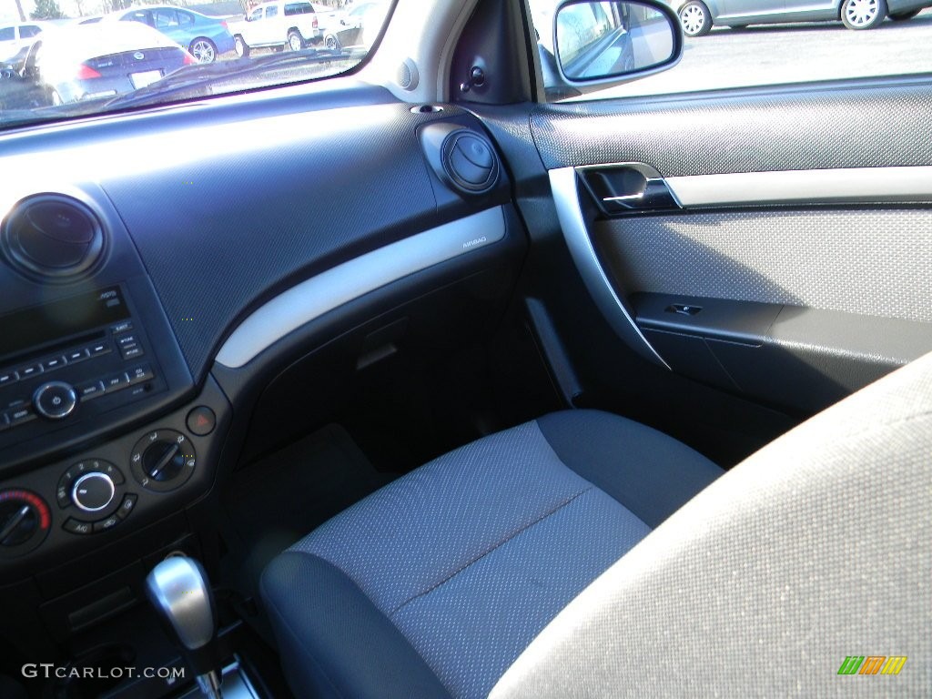 2009 Aveo Aveo5 LS - Medium Gray / Charcoal photo #14