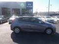 Triathlon Gray - Accent SE Hatchback Photo No. 12