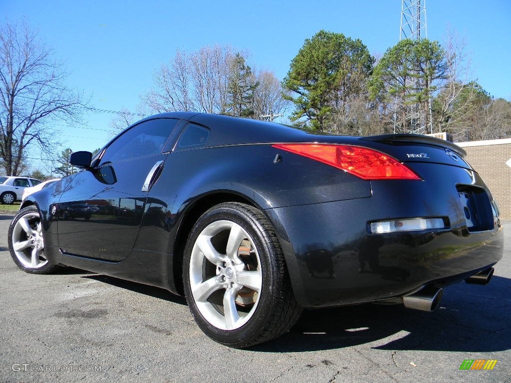2006 350Z Enthusiast Coupe - Magnetic Black Pearl / Carbon Black photo #8