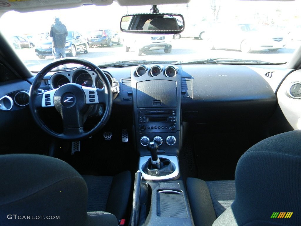 2006 350Z Enthusiast Coupe - Magnetic Black Pearl / Carbon Black photo #13