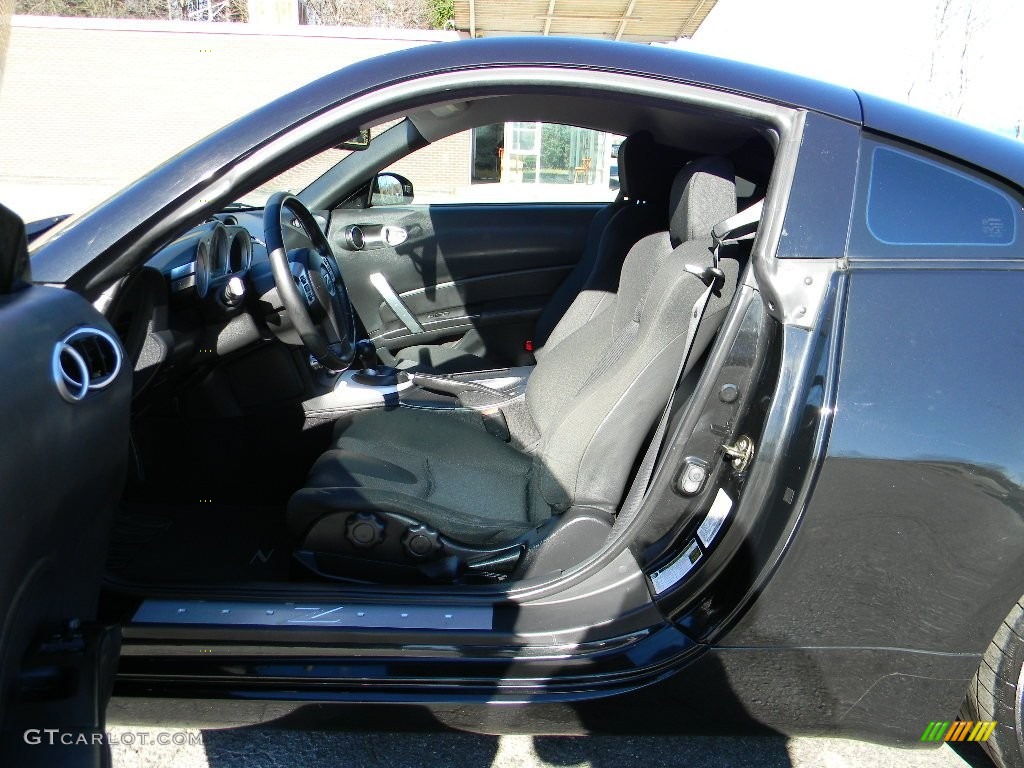 2006 350Z Enthusiast Coupe - Magnetic Black Pearl / Carbon Black photo #17