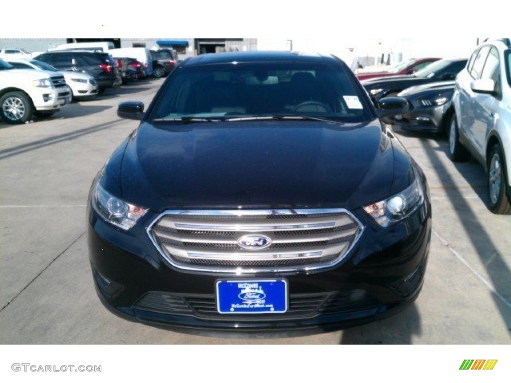 2015 Taurus SEL - Tuxedo Black Metallic / Charcoal Black photo #5