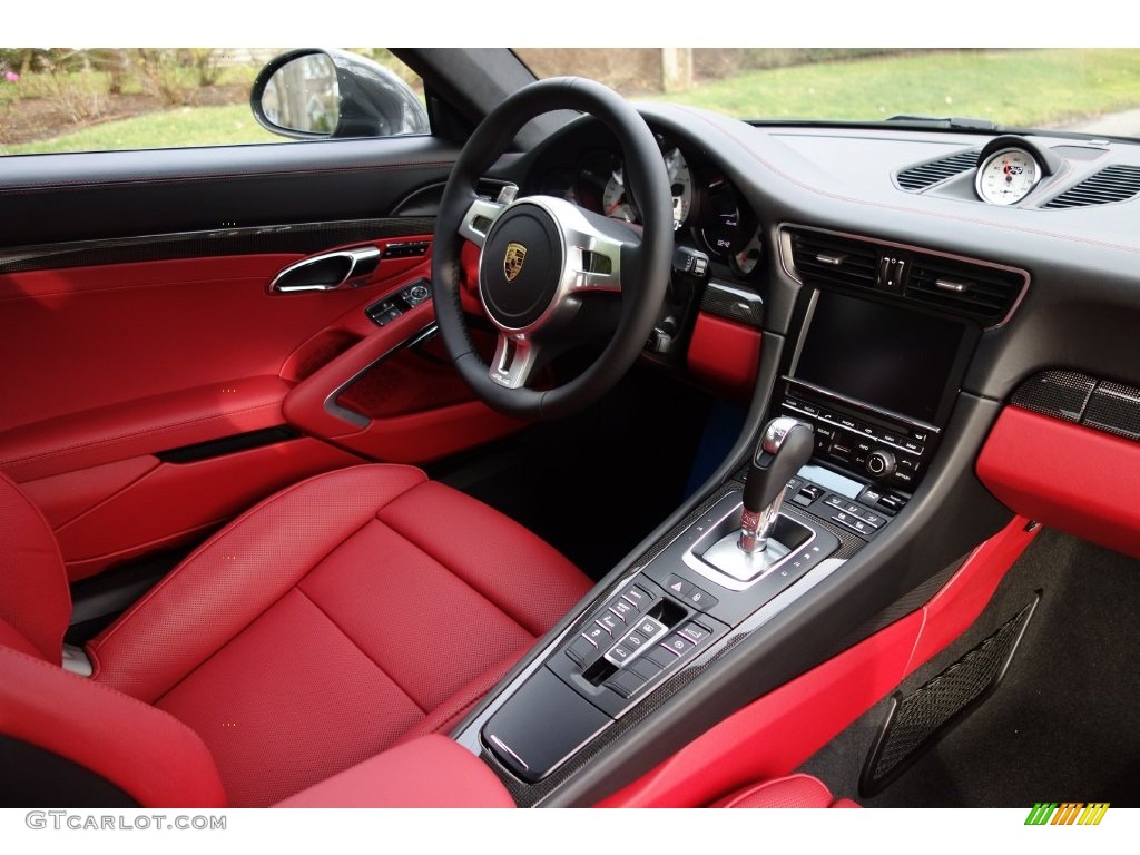 Black/Garnet Red Interior 2016 Porsche 911 Turbo S Coupe Photo #110067314