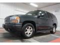 Carbon Metallic 2003 GMC Yukon Gallery