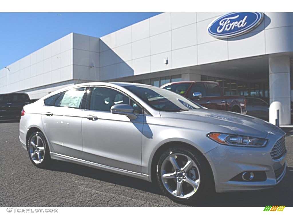 2016 Fusion SE - Ingot Silver Metallic / Charcoal Black photo #1