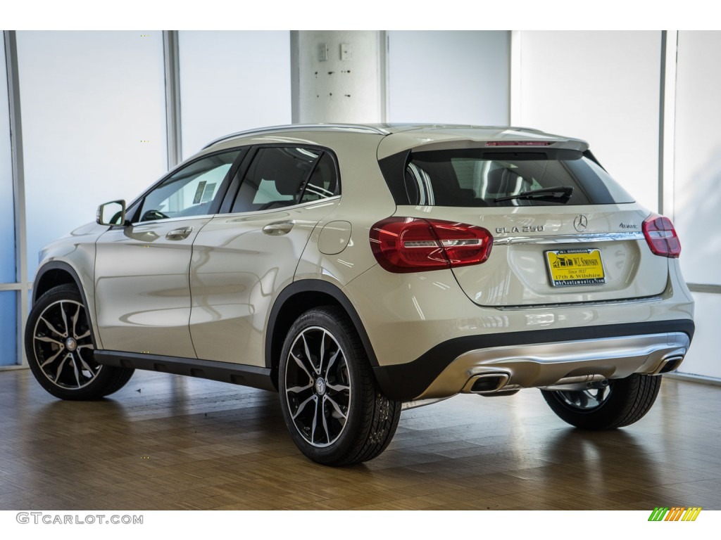 2016 GLA 250 4Matic - Cirrus White / Black photo #3