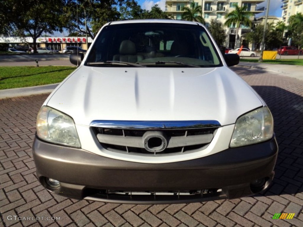2002 Tribute LX V6 - Classic White / Beige photo #15