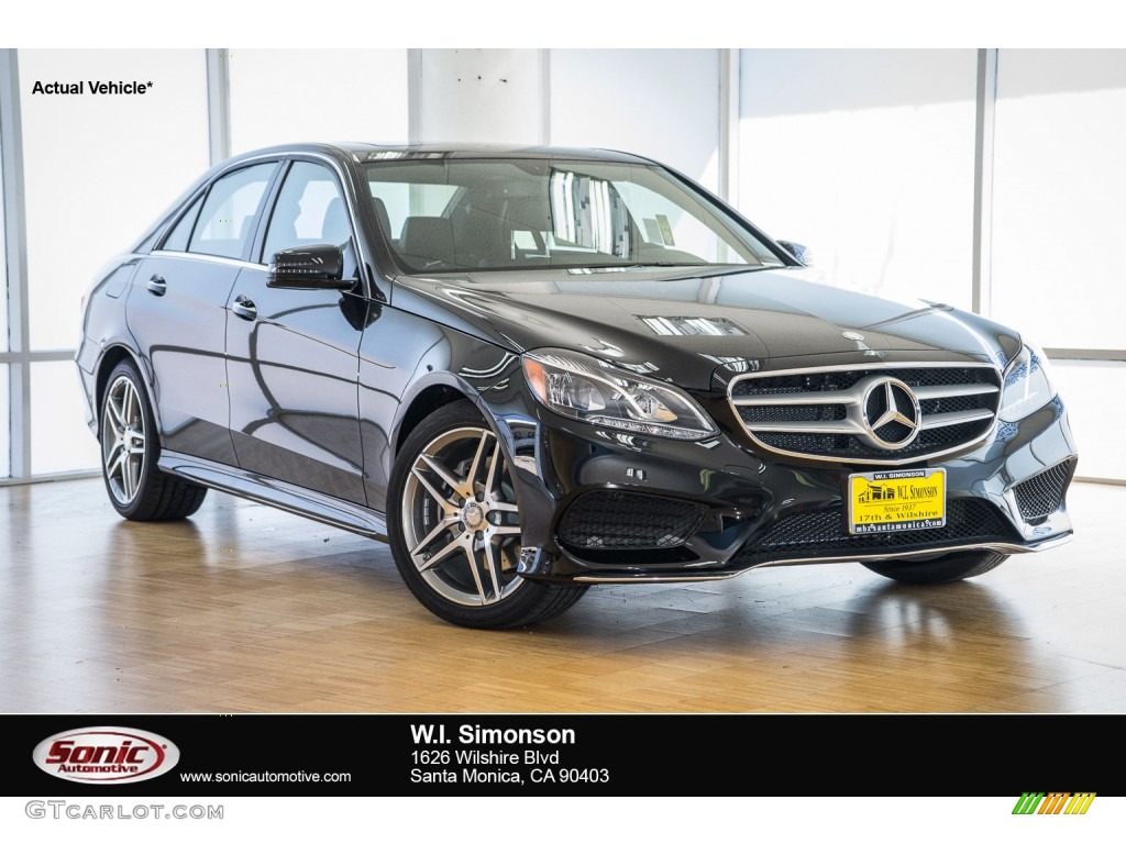 2016 E 350 4Matic Wagon - Black / Black photo #1