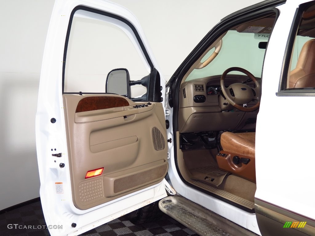 2004 F350 Super Duty King Ranch Crew Cab 4x4 - Oxford White / Castano Brown Leather photo #9
