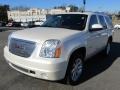 White Diamond Tricoat - Yukon Denali AWD Photo No. 2