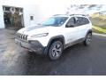 Bright White - Cherokee Trailhawk 4x4 Photo No. 5