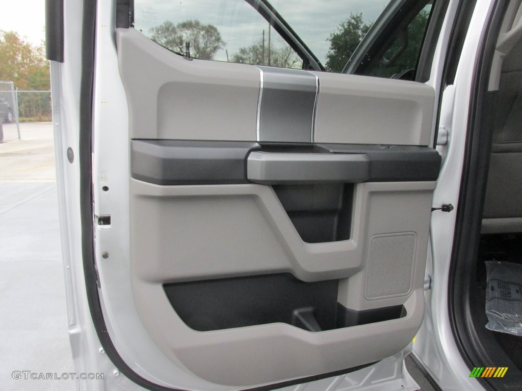 2016 F150 XLT SuperCrew - Ingot Silver / Medium Earth Gray photo #18