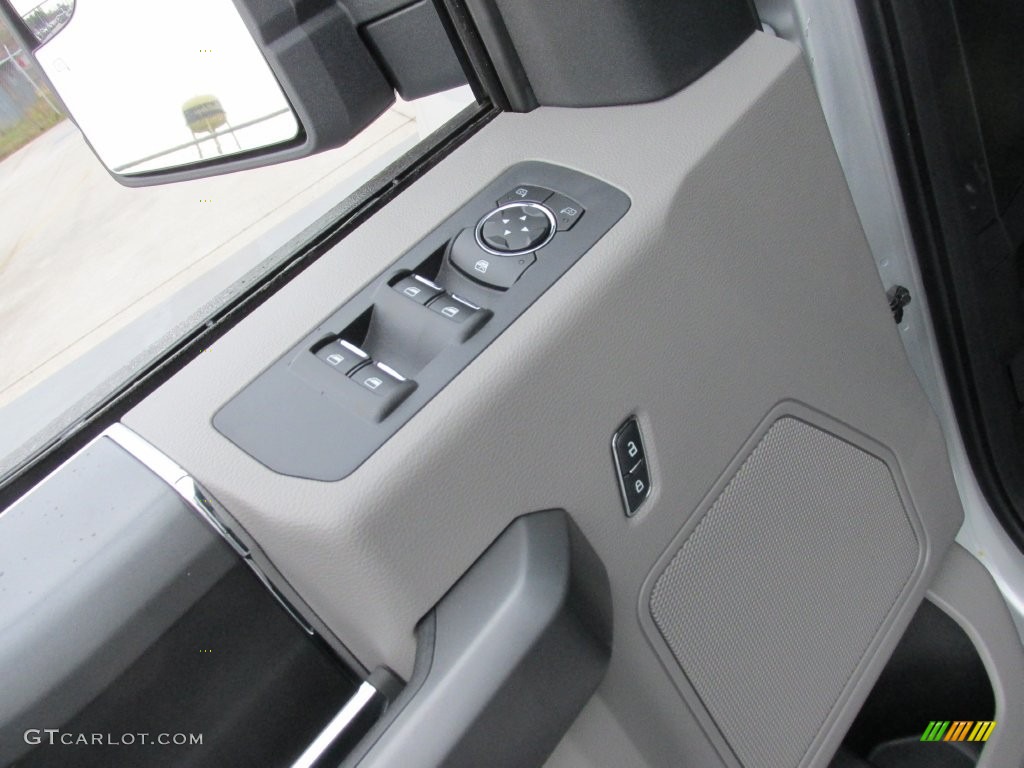 2016 F150 XLT SuperCrew - Ingot Silver / Medium Earth Gray photo #21
