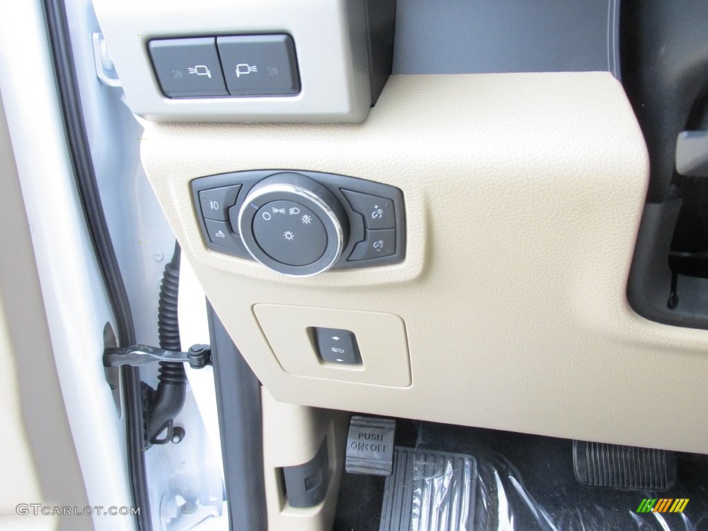 2016 F150 Lariat SuperCrew - Oxford White / Medium Light Camel photo #34