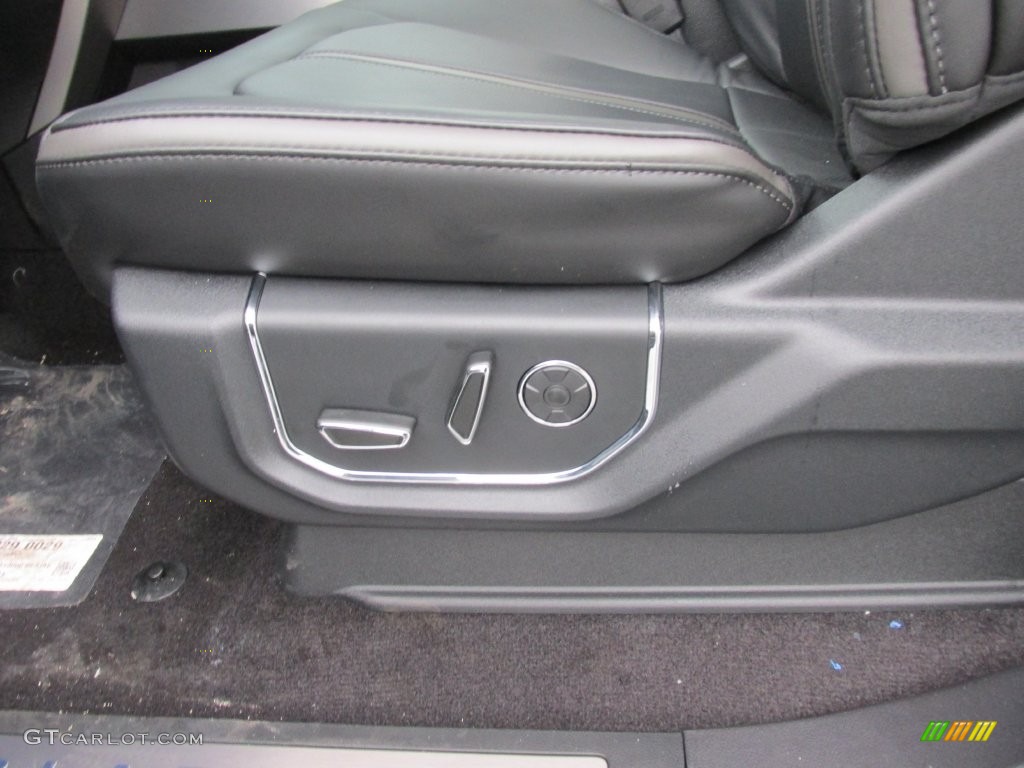 2016 Ford F150 Platinum SuperCrew 4x4 Front Seat Photo #110091350