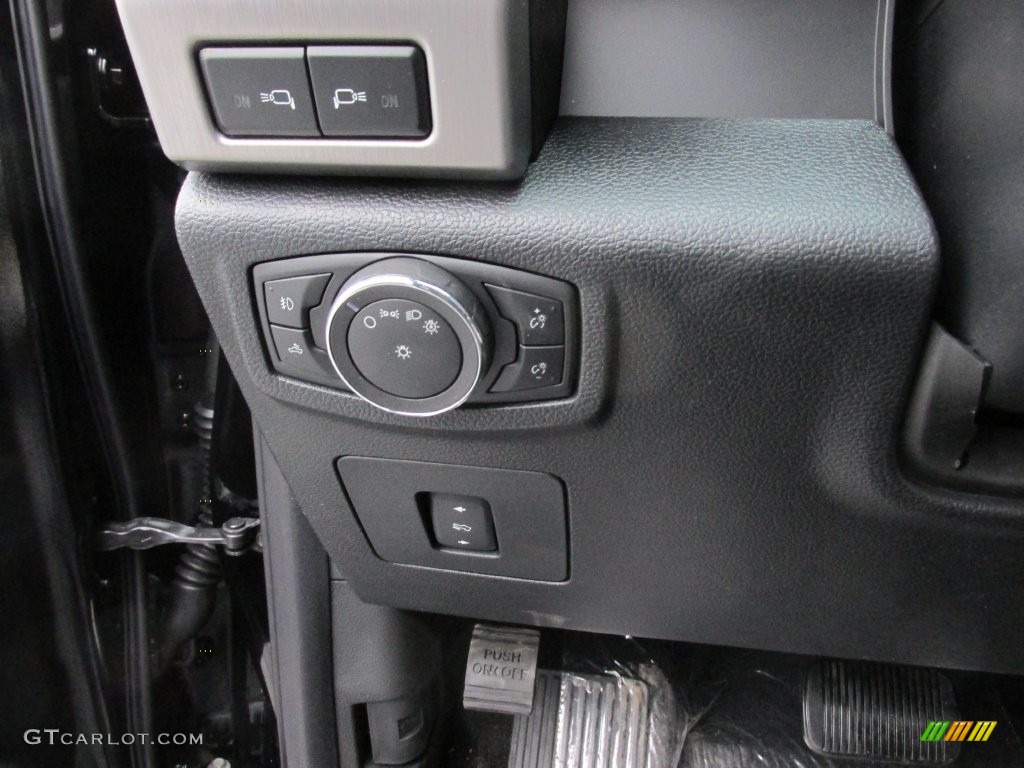 2016 Ford F150 Platinum SuperCrew 4x4 Controls Photo #110091680