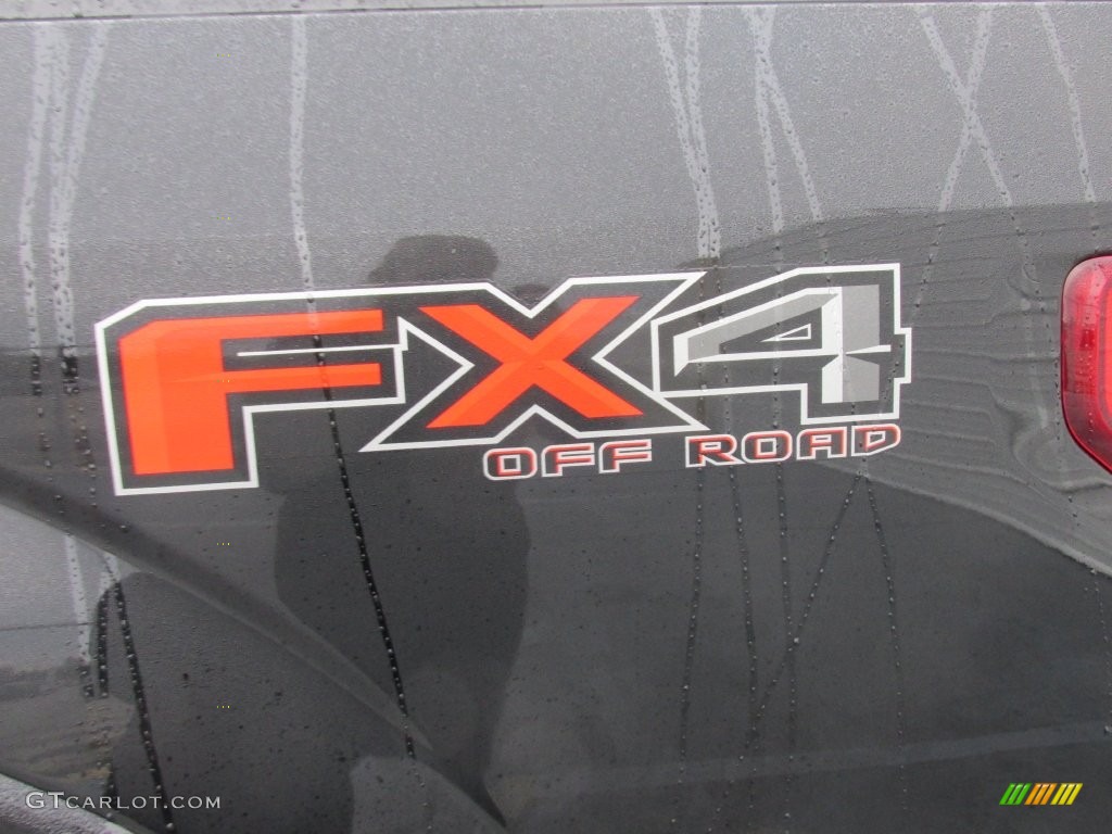 2016 F150 Platinum SuperCrew 4x4 - Shadow Black / Platinum Black photo #14