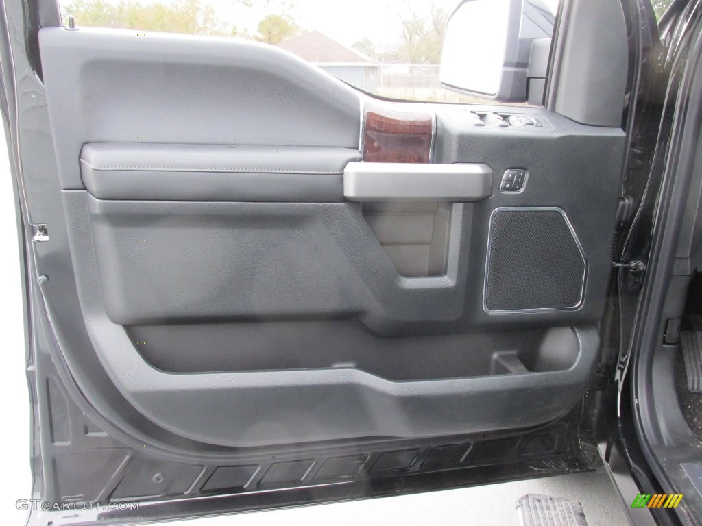 2016 F150 Platinum SuperCrew 4x4 - Shadow Black / Platinum Black photo #19