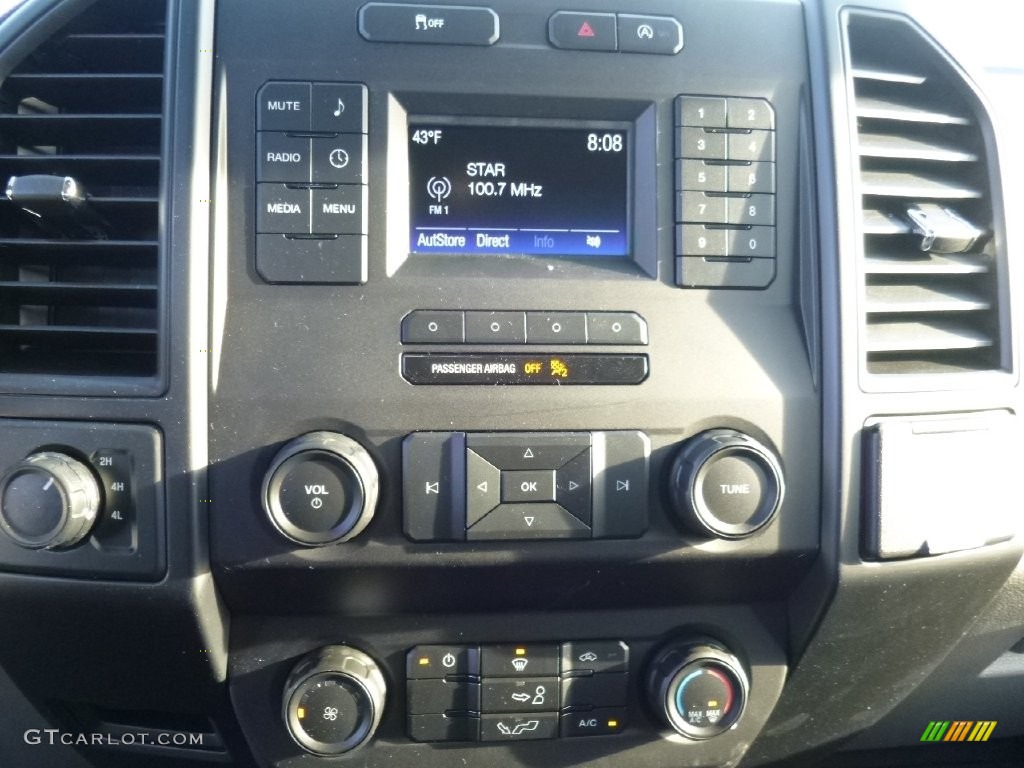2016 F150 XL SuperCab 4x4 - Ingot Silver / Medium Earth Gray photo #14