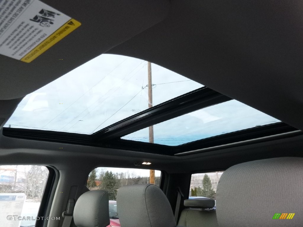 2016 F150 XLT SuperCrew 4x4 - Blue Jeans / Medium Earth Gray photo #8