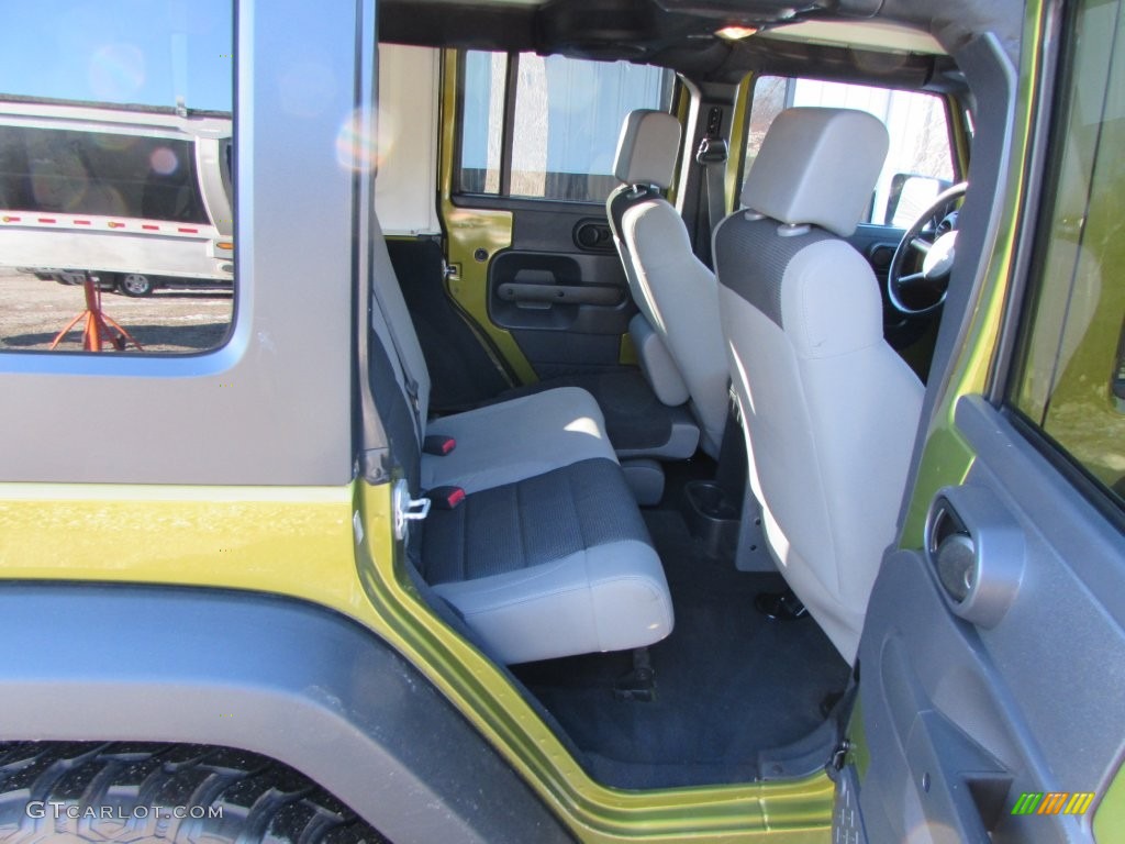 2007 Wrangler Unlimited X 4x4 - Rescue Green Metallic / Dark Khaki/Medium Khaki photo #11