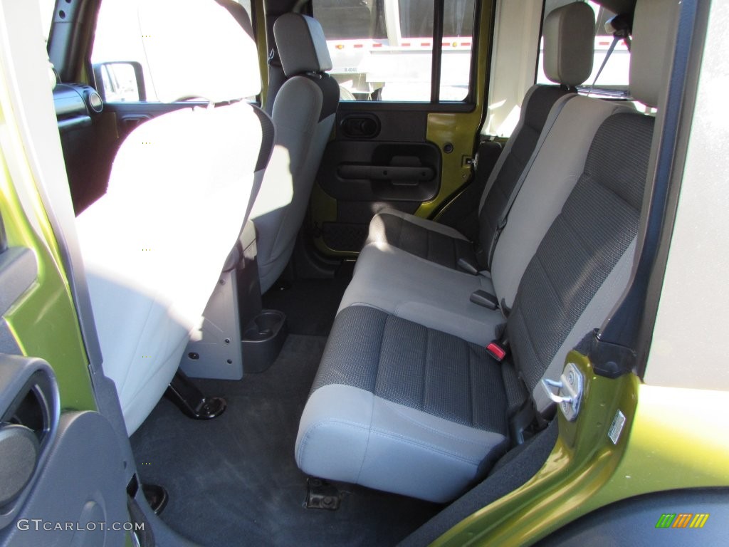 2007 Wrangler Unlimited X 4x4 - Rescue Green Metallic / Dark Khaki/Medium Khaki photo #17