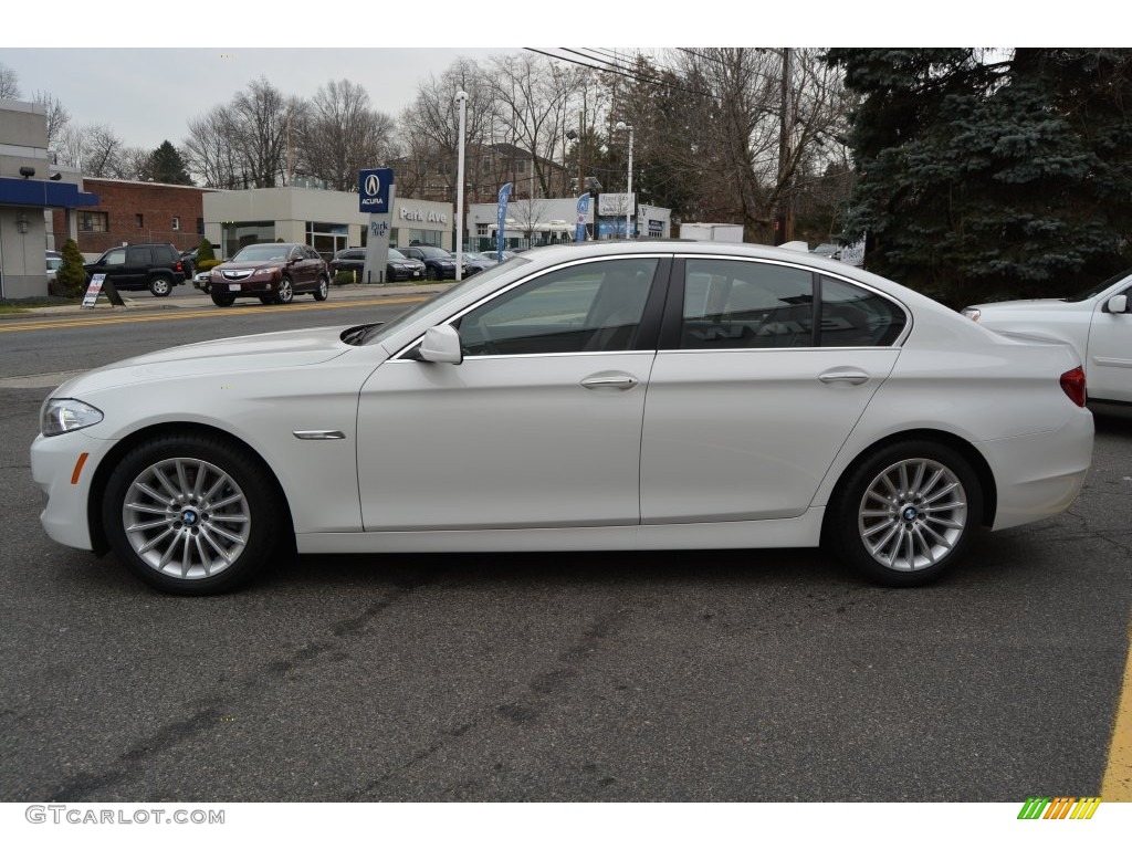 2013 5 Series 535i xDrive Sedan - Alpine White / Cinnamon Brown photo #5