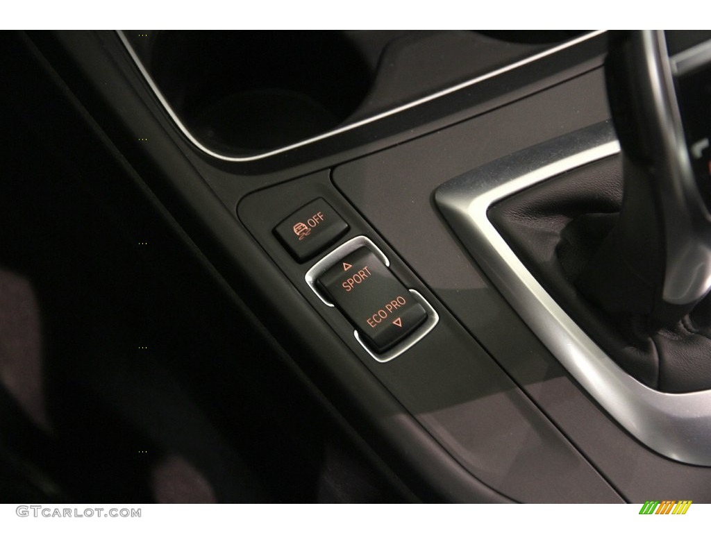 2013 3 Series 328i xDrive Sedan - Alpine White / Coral Red/Black photo #16