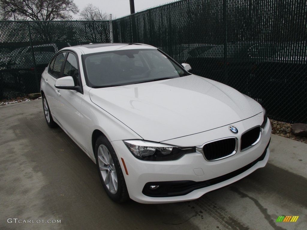 2016 3 Series 320i xDrive Sedan - Alpine White / Black photo #5