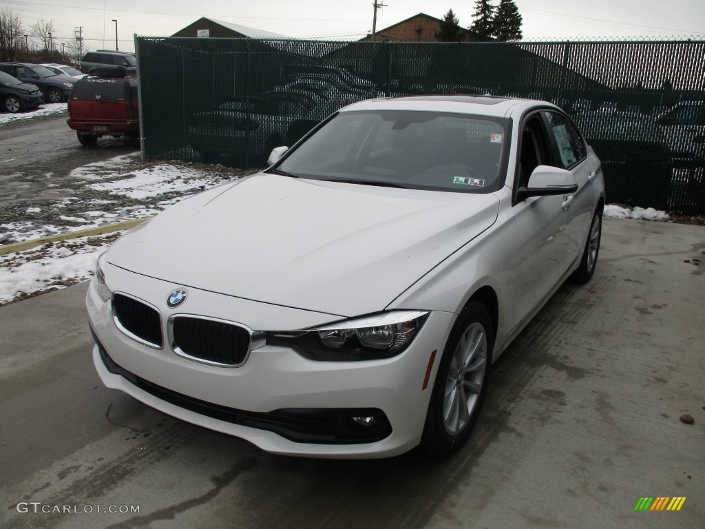 2016 3 Series 320i xDrive Sedan - Alpine White / Black photo #7