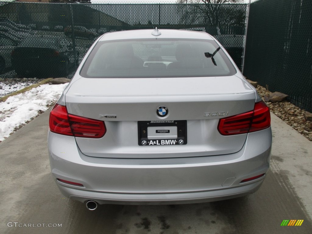 2016 3 Series 320i xDrive Sedan - Glacier Silver Metallic / Black photo #9