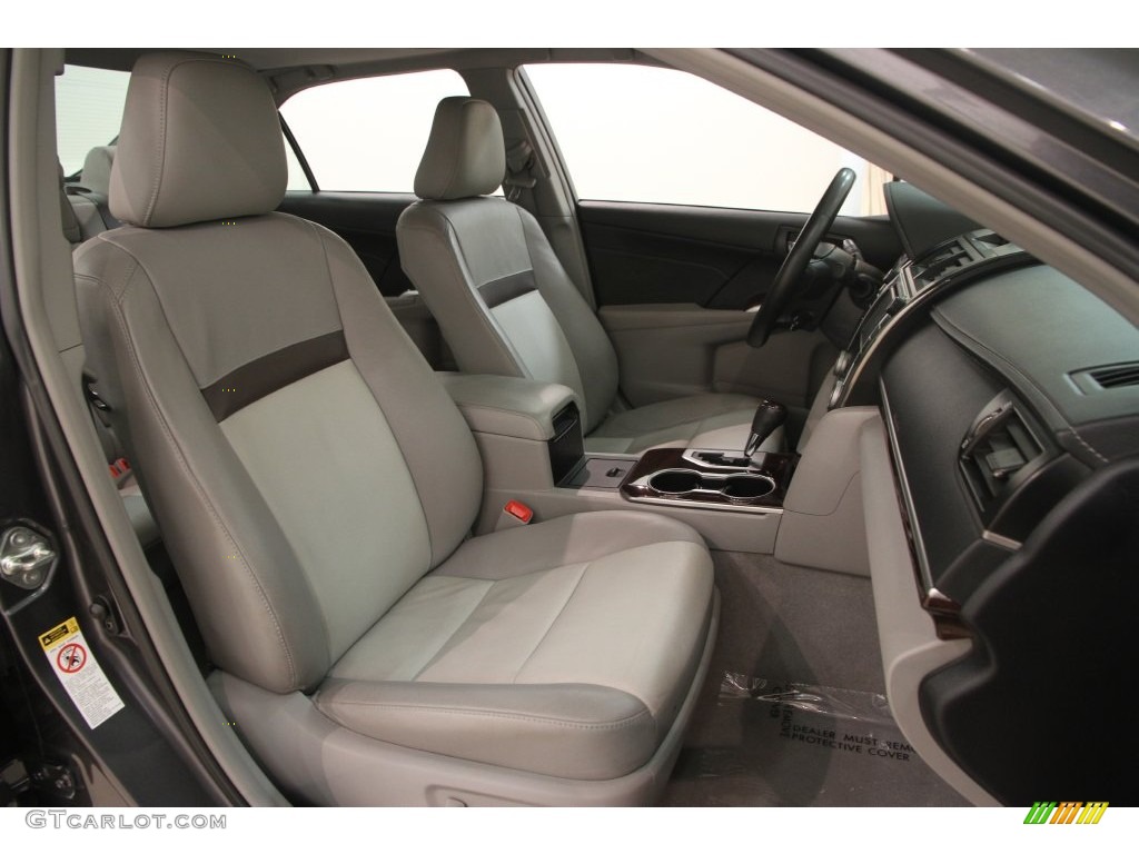 2013 Camry XLE - Magnetic Gray Metallic / Ash photo #12