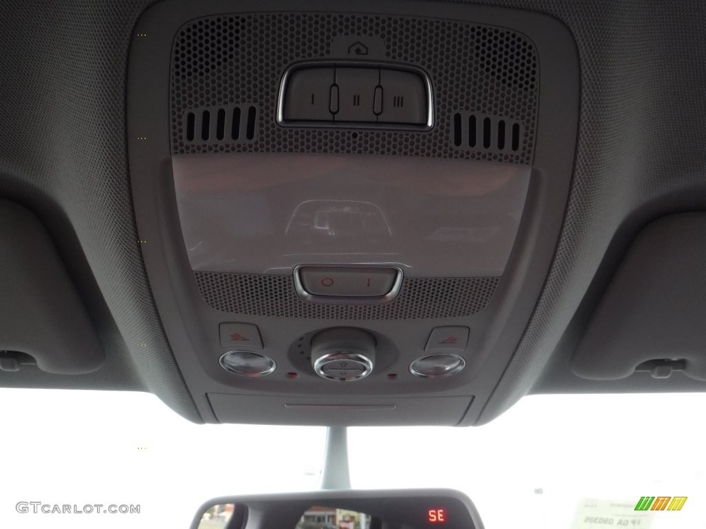 2016 Q5 2.0 TFSI Premium quattro - Mythos Black Metallic / Black photo #28