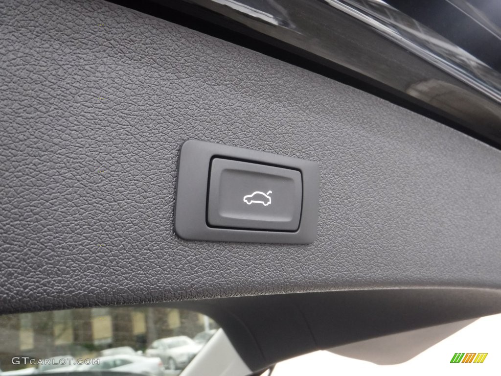 2016 Q5 2.0 TFSI Premium quattro - Mythos Black Metallic / Black photo #34