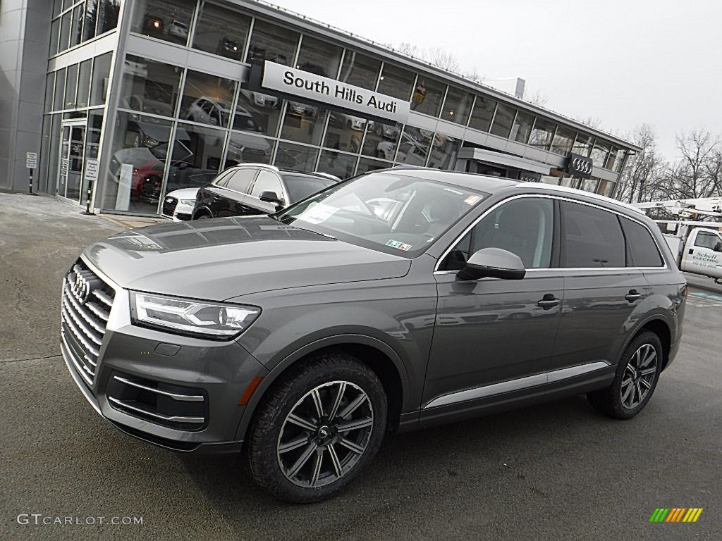 2017 Q7 3.0T quattro Premium Plus - Graphite Gray Metallic / Black photo #1