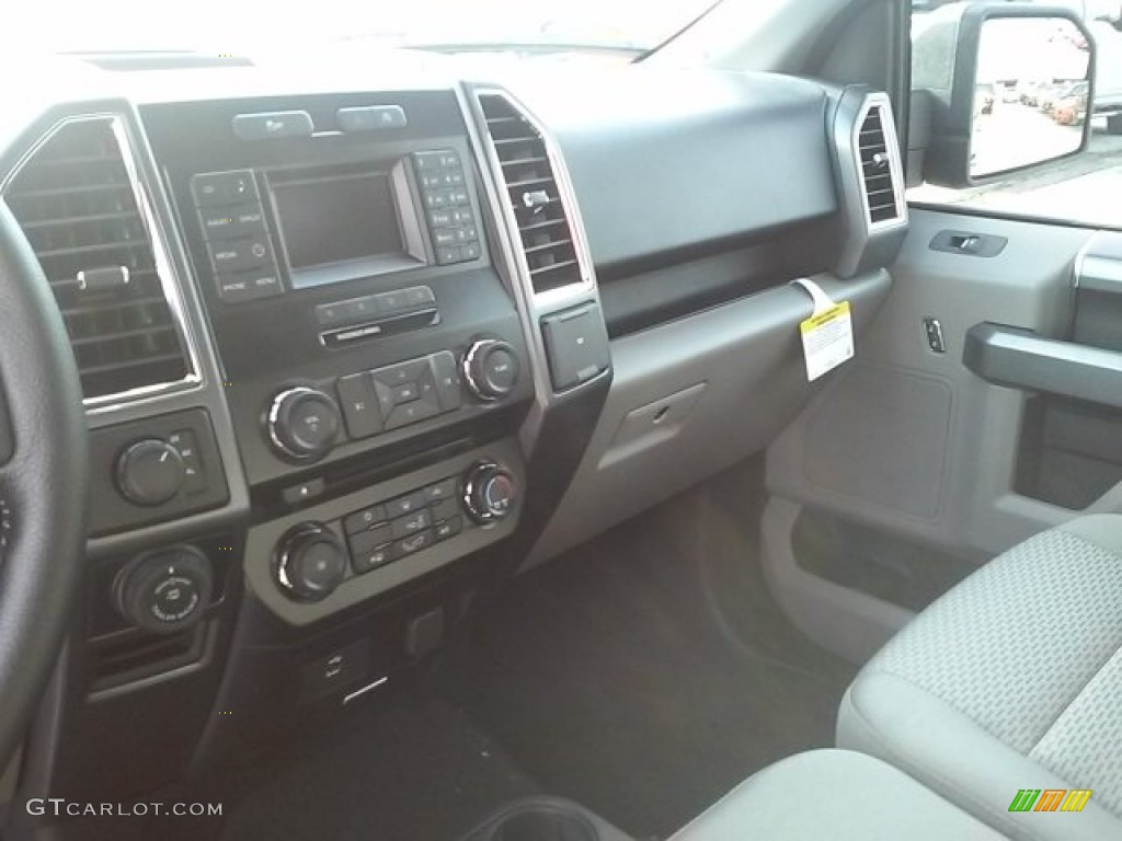 2016 F150 XLT SuperCrew 4x4 - Shadow Black / Medium Earth Gray photo #24
