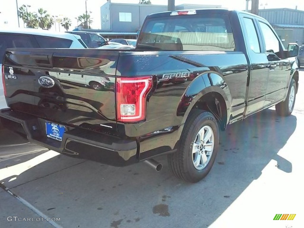 2016 F150 XL SuperCab - Shadow Black / Medium Earth Gray photo #10