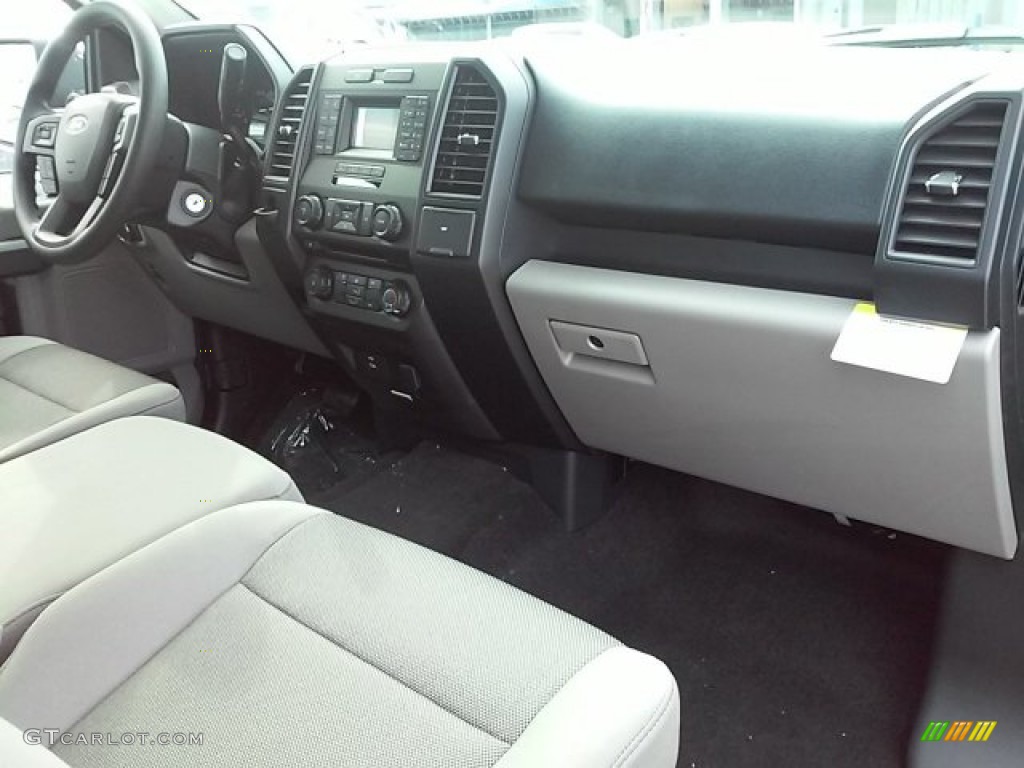 2016 F150 XL SuperCab - Shadow Black / Medium Earth Gray photo #12