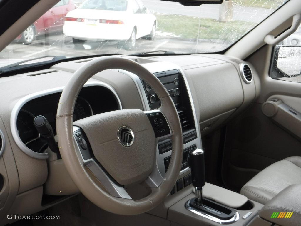 2008 Mountaineer Premier AWD - White Suede / Camel photo #19