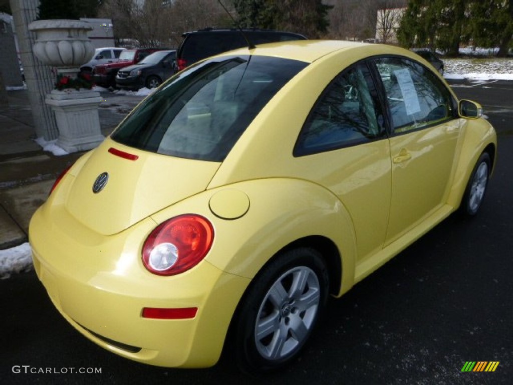 2007 New Beetle 2.5 Coupe - Sunflower Yellow / Black photo #2