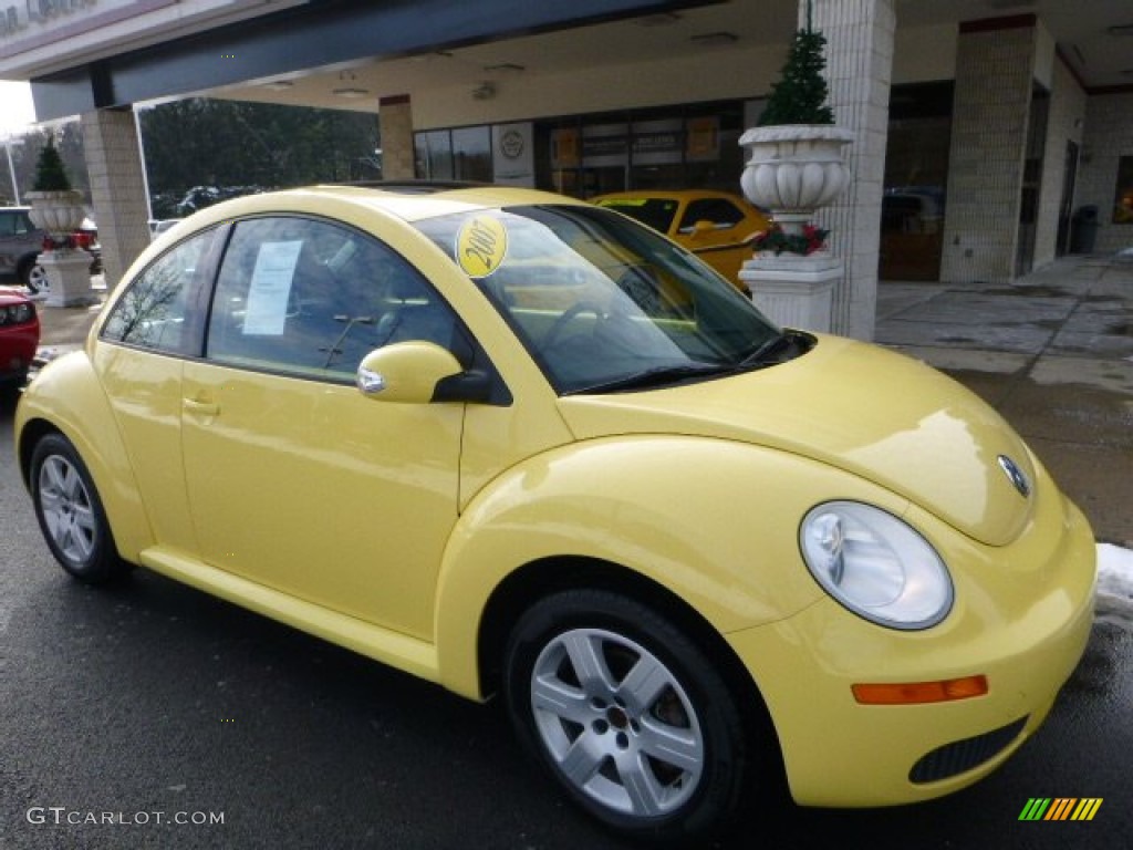 2007 New Beetle 2.5 Coupe - Sunflower Yellow / Black photo #8