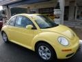 2007 Sunflower Yellow Volkswagen New Beetle 2.5 Coupe  photo #8