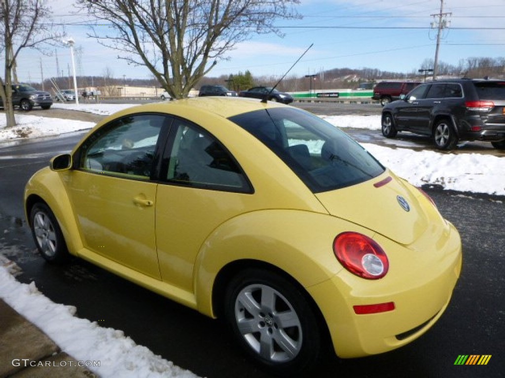 2007 New Beetle 2.5 Coupe - Sunflower Yellow / Black photo #12