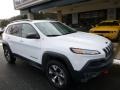 Bright White - Cherokee Trailhawk 4x4 Photo No. 7